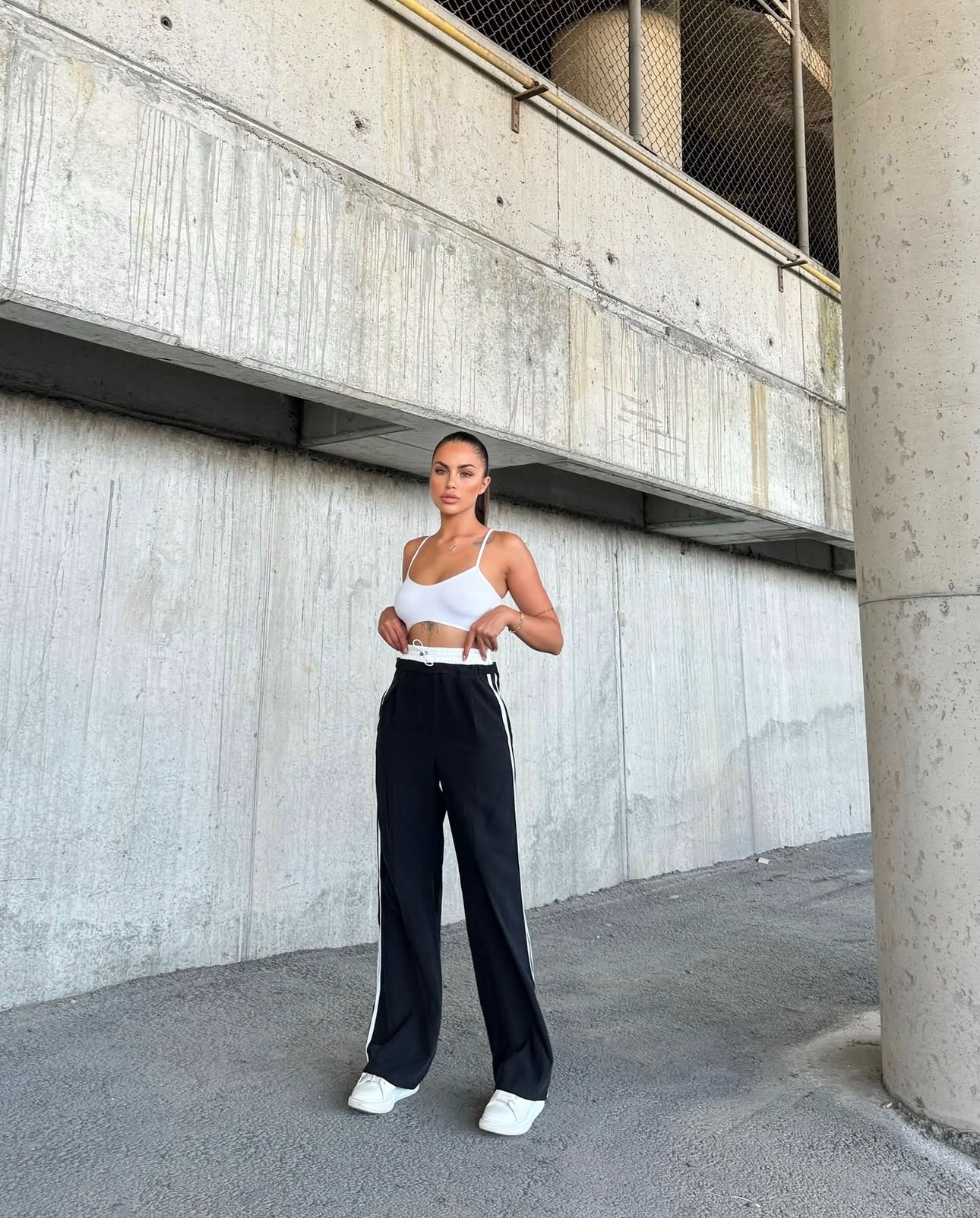 Noa Wide-Leg Pants